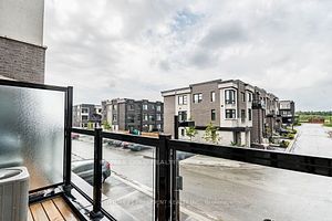 2550 Castlegate Crossing, #220