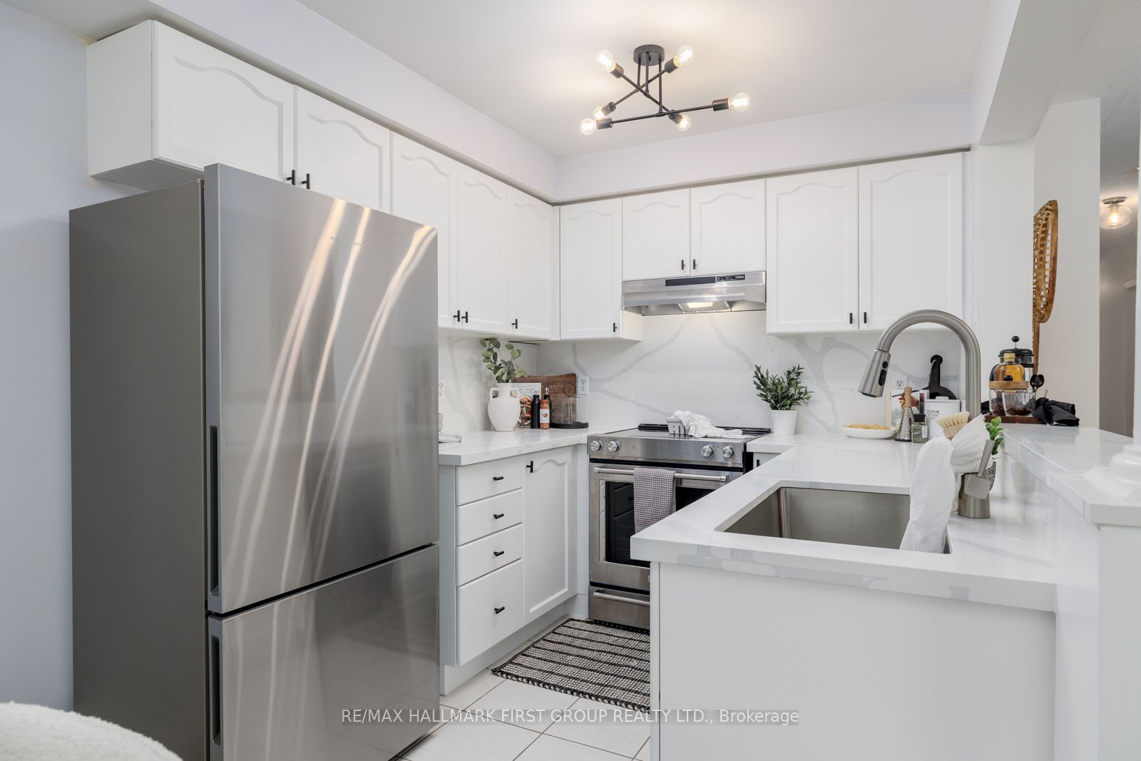 37 Hulley Crescent