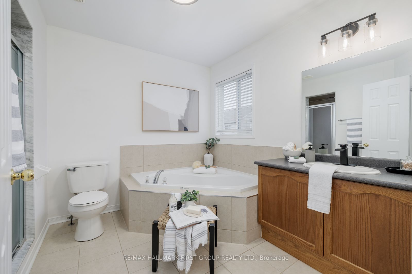 37 Hulley Crescent