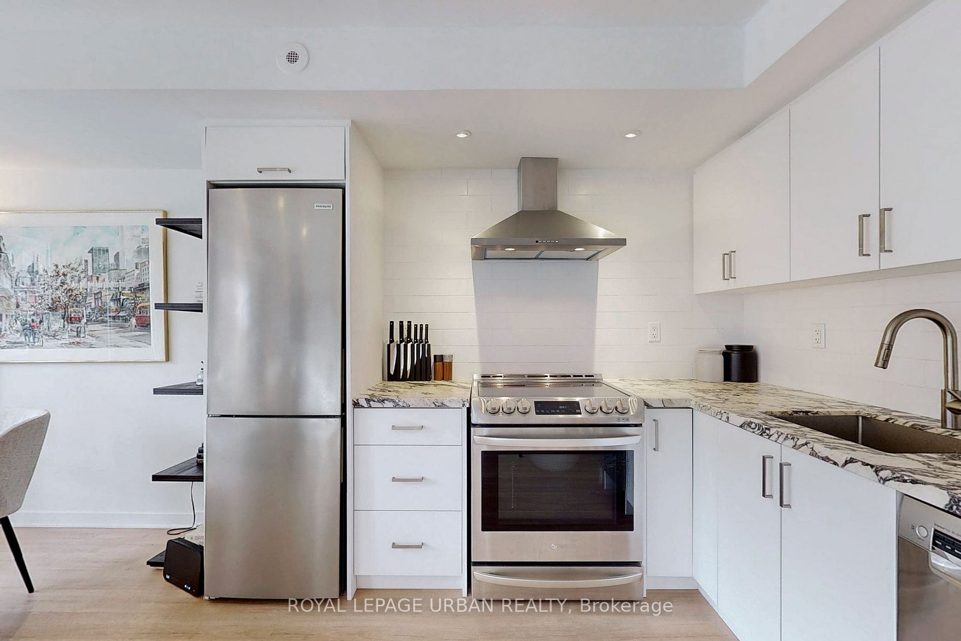 76 Munro Street #2