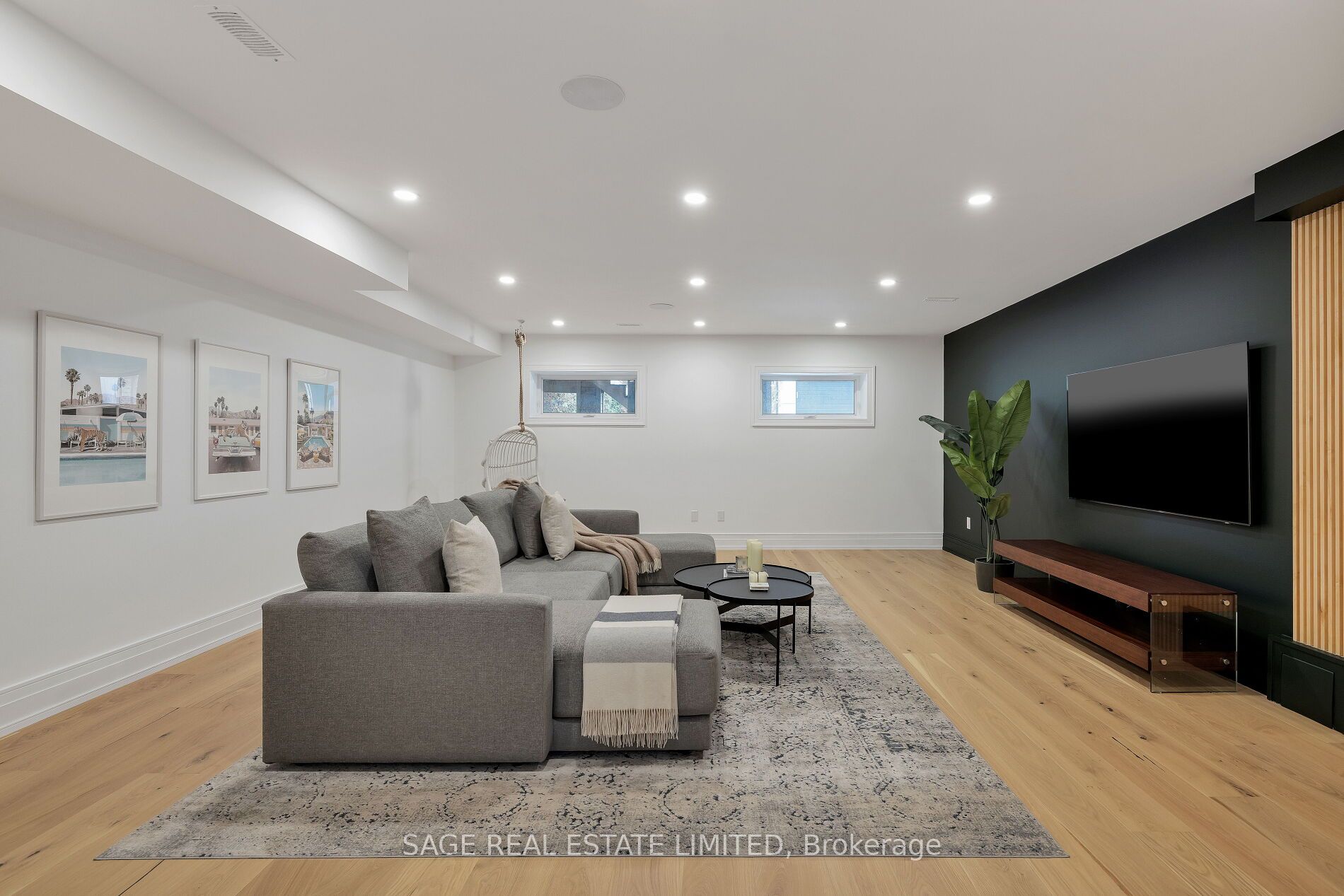 65 Derwyn Road