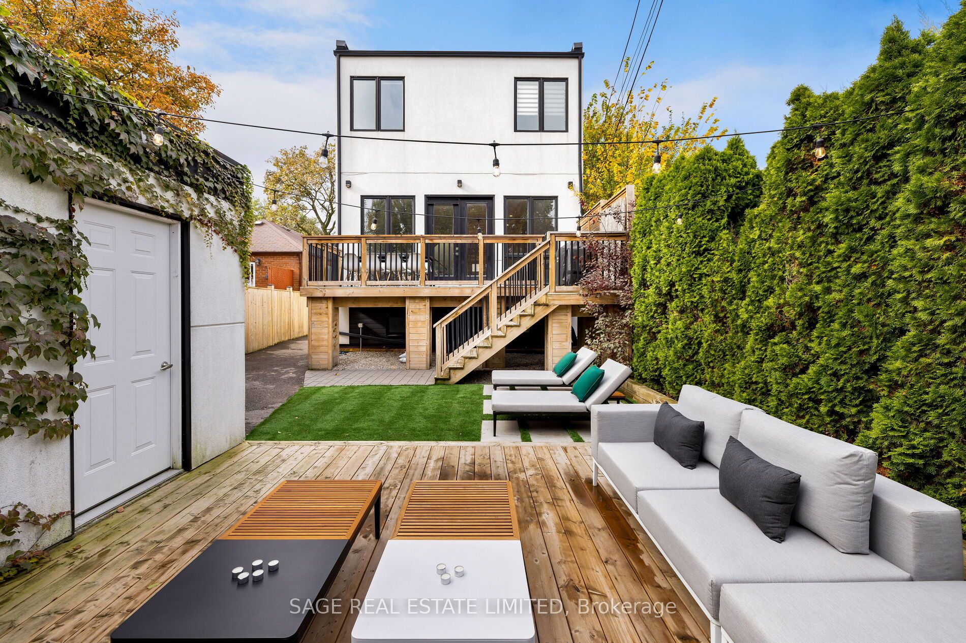 65 Derwyn Road