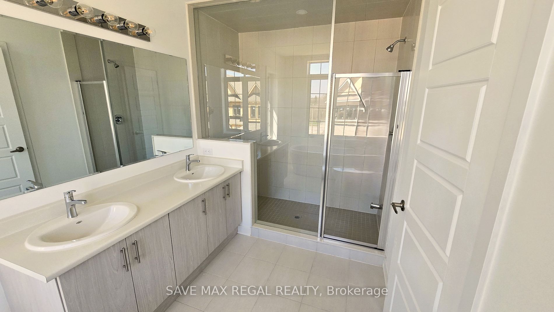 59 Selfridge Way, #59