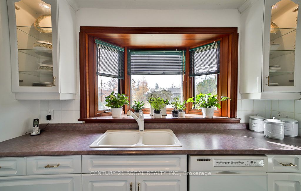 56 Somerdale Sq