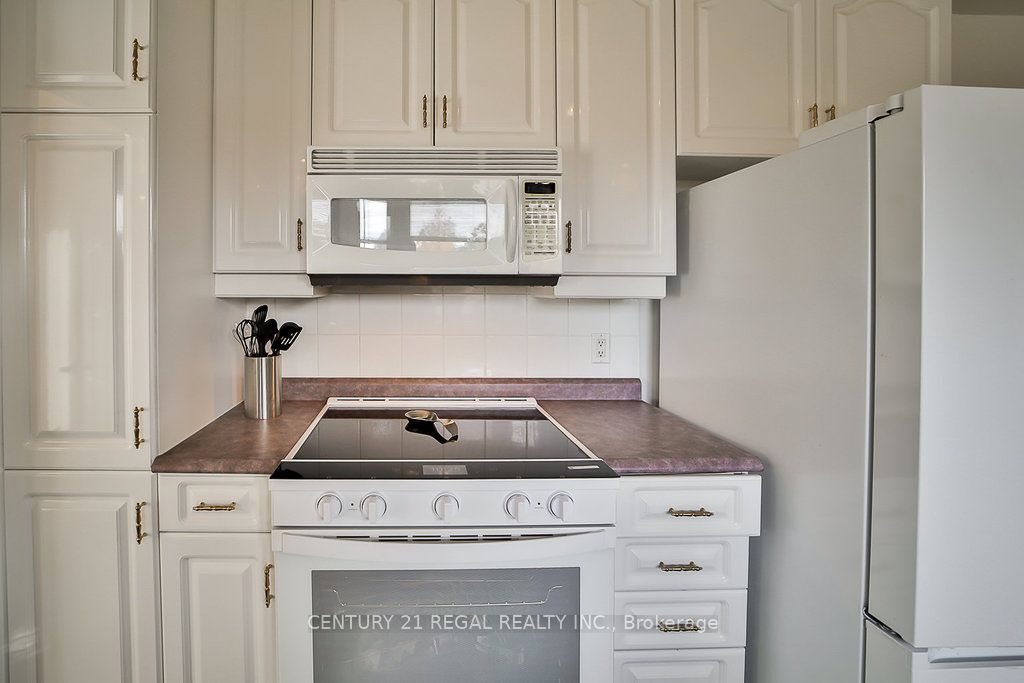 56 Somerdale Sq