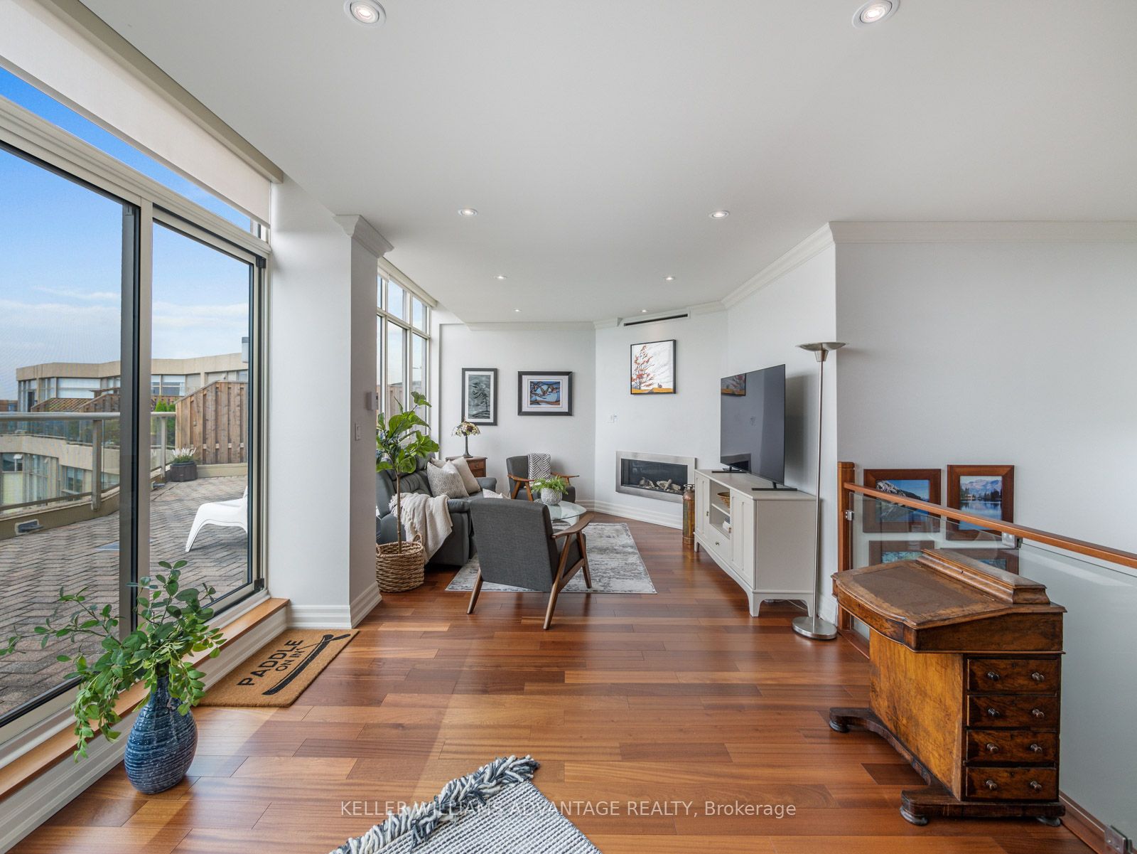 20 Guildwood Pkwy, #Ph 15