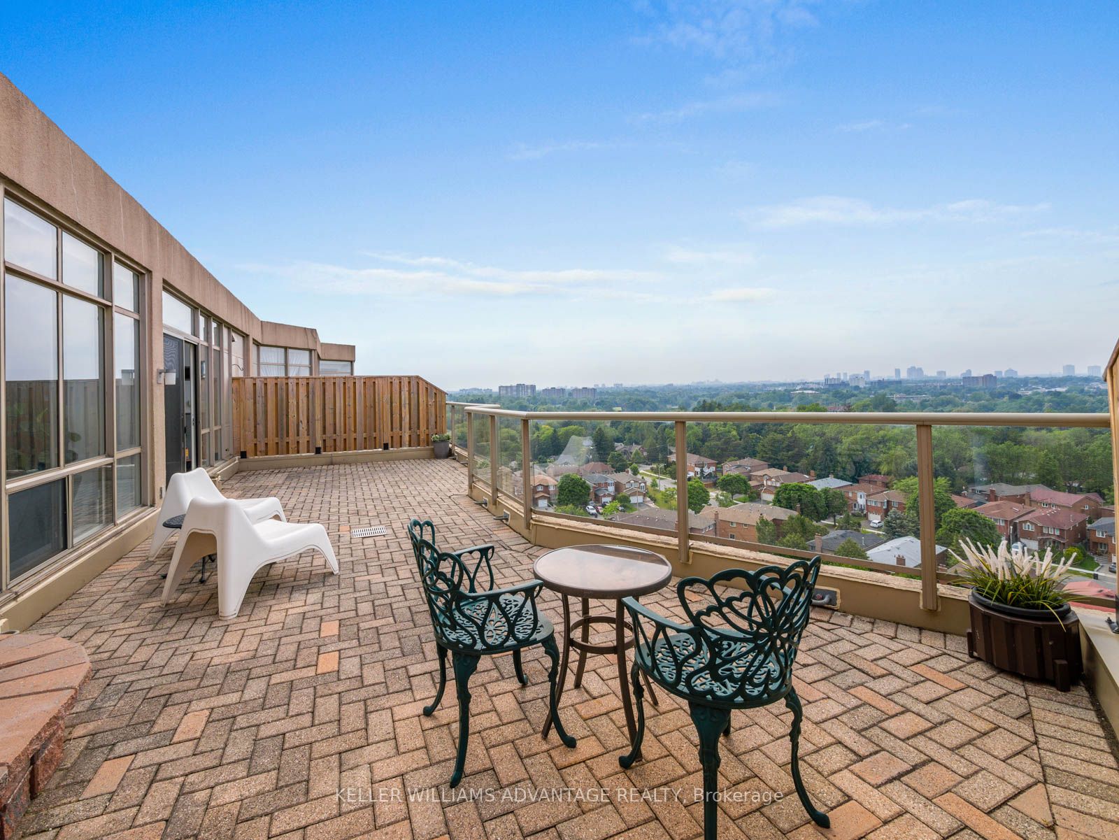 20 Guildwood Pkwy, #Ph 15