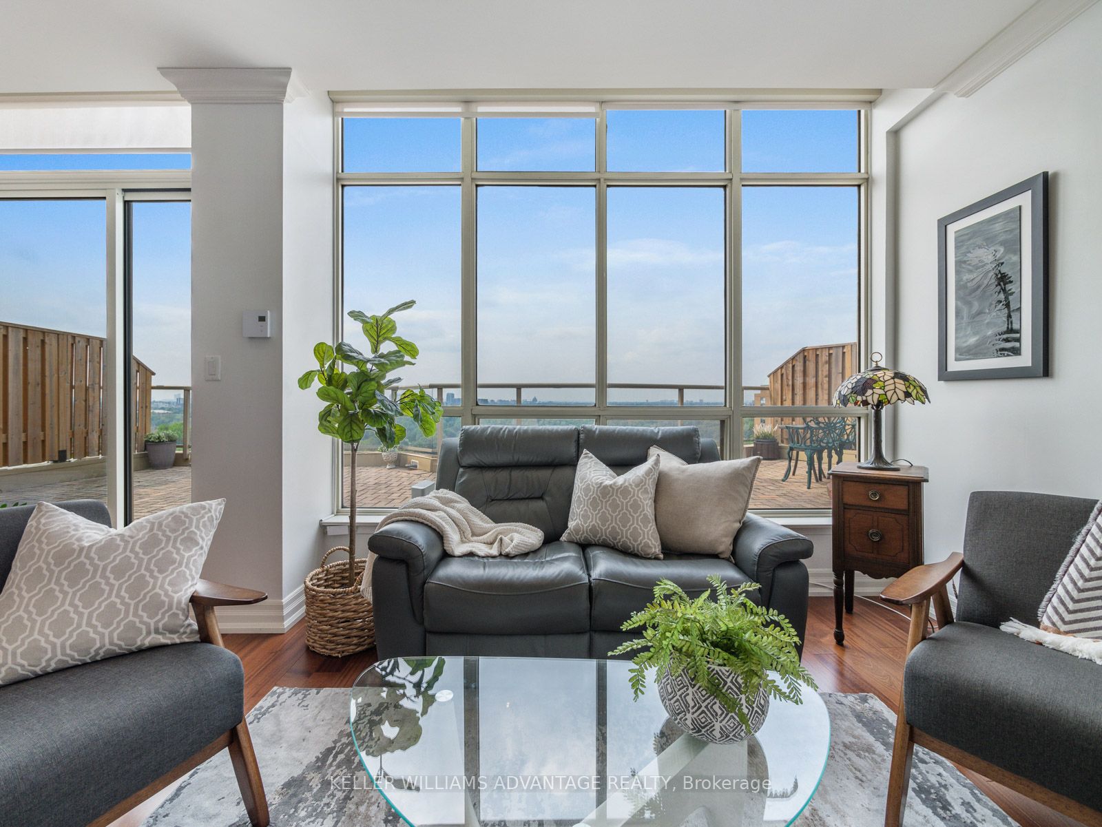 20 Guildwood Pkwy, #Ph 15