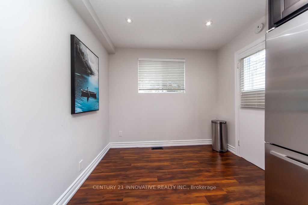 135 Queensbury Avenue