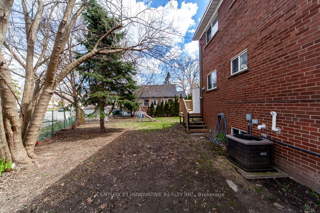 135 Queensbury Avenue