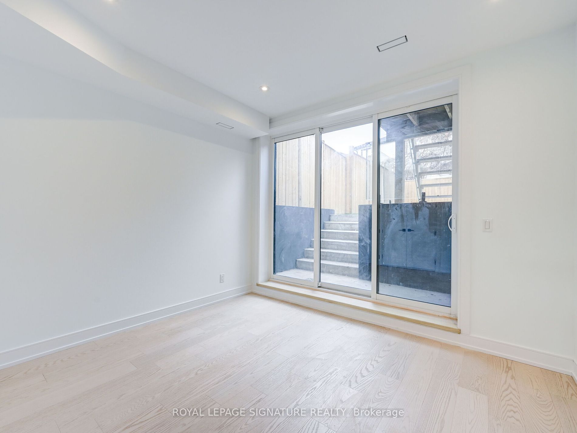 376 O'Connor Drive