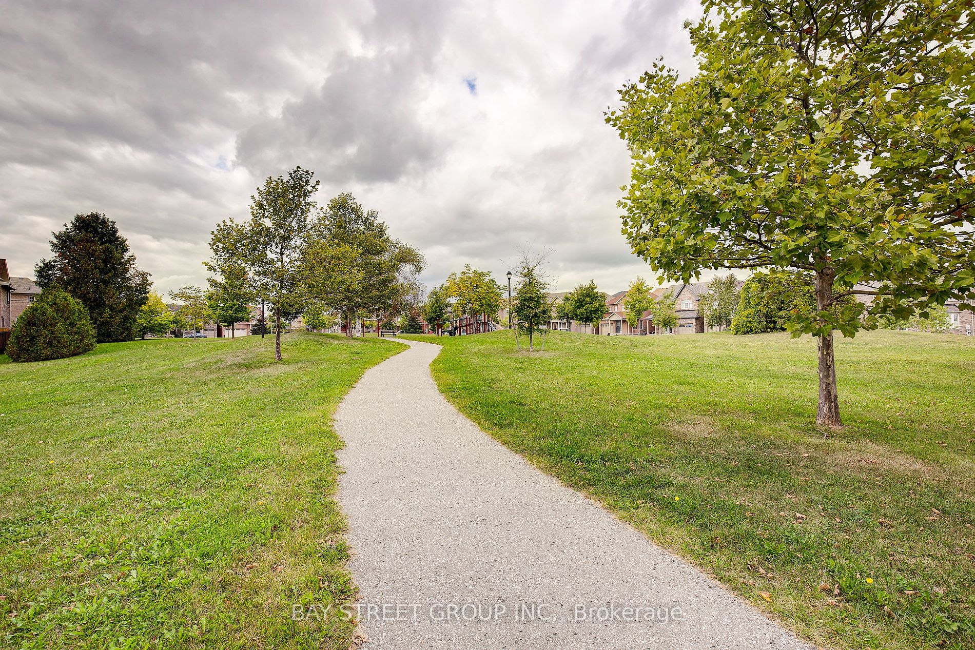 11 Luce Dr