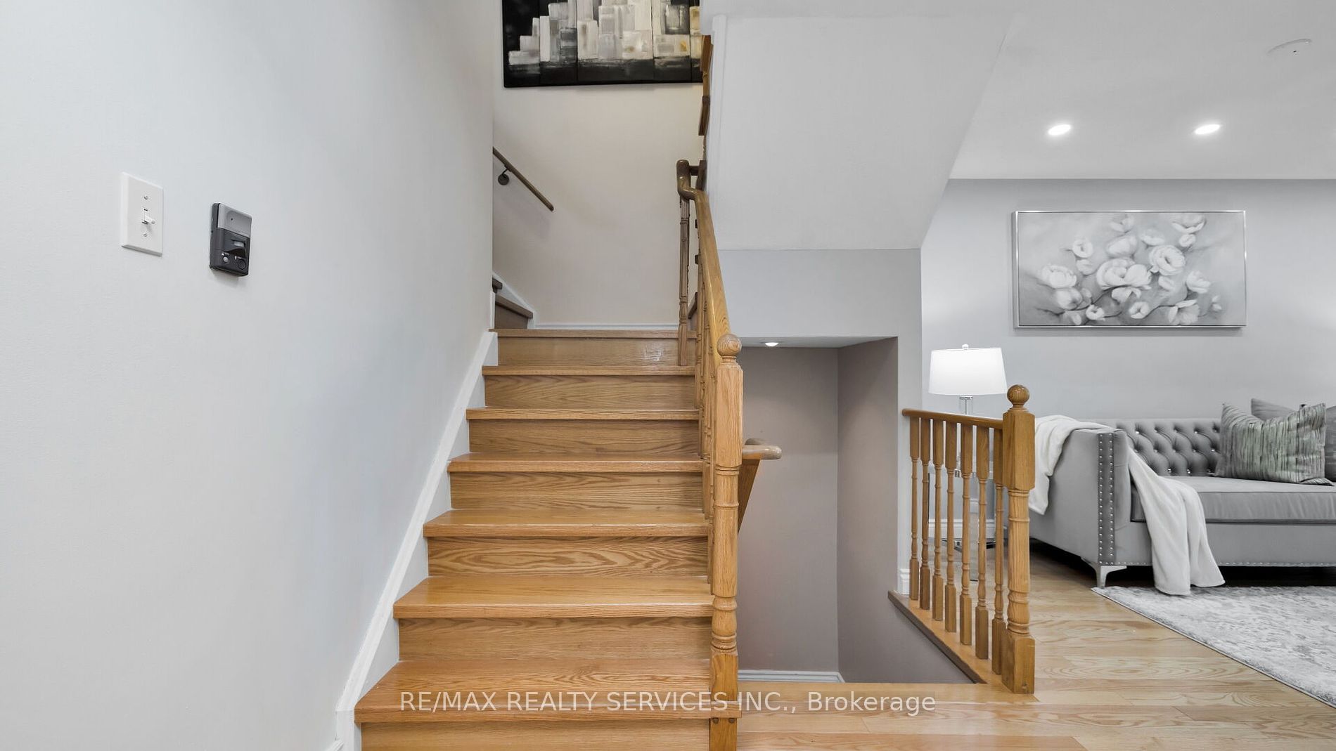 43 Creekwood Cres