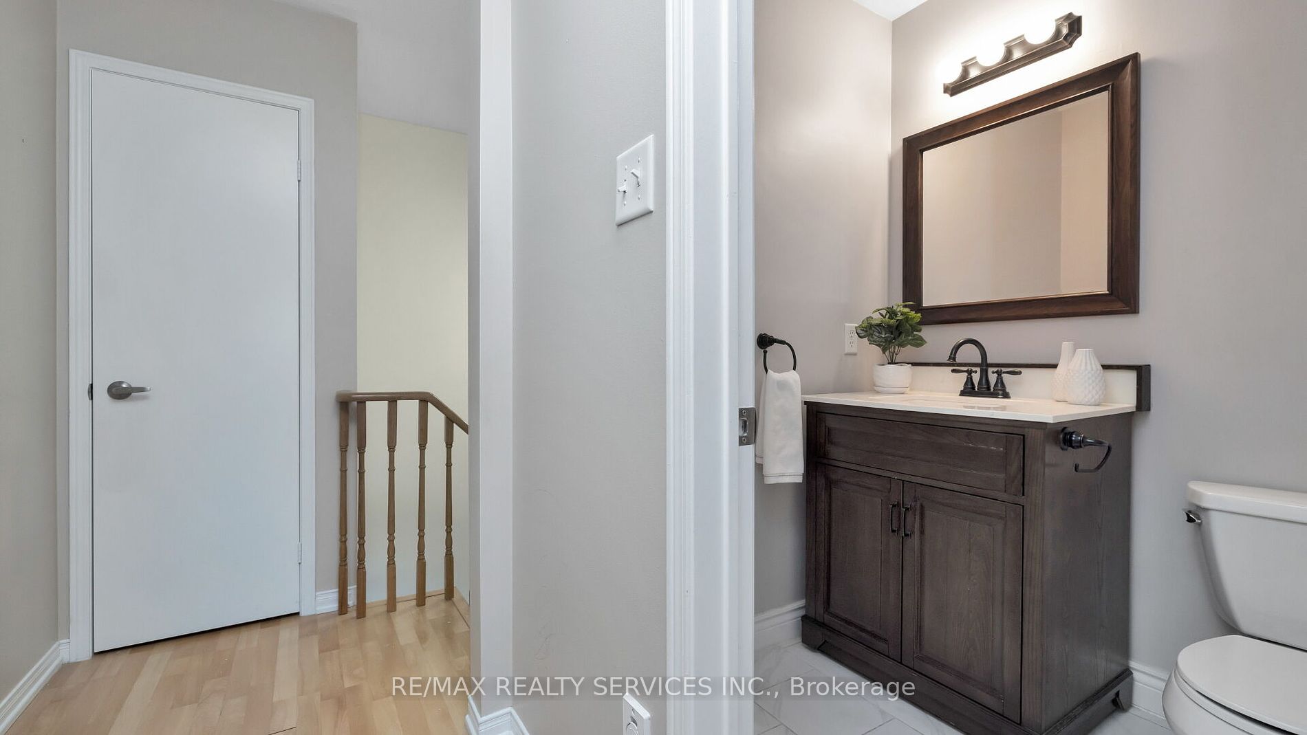 43 Creekwood Cres