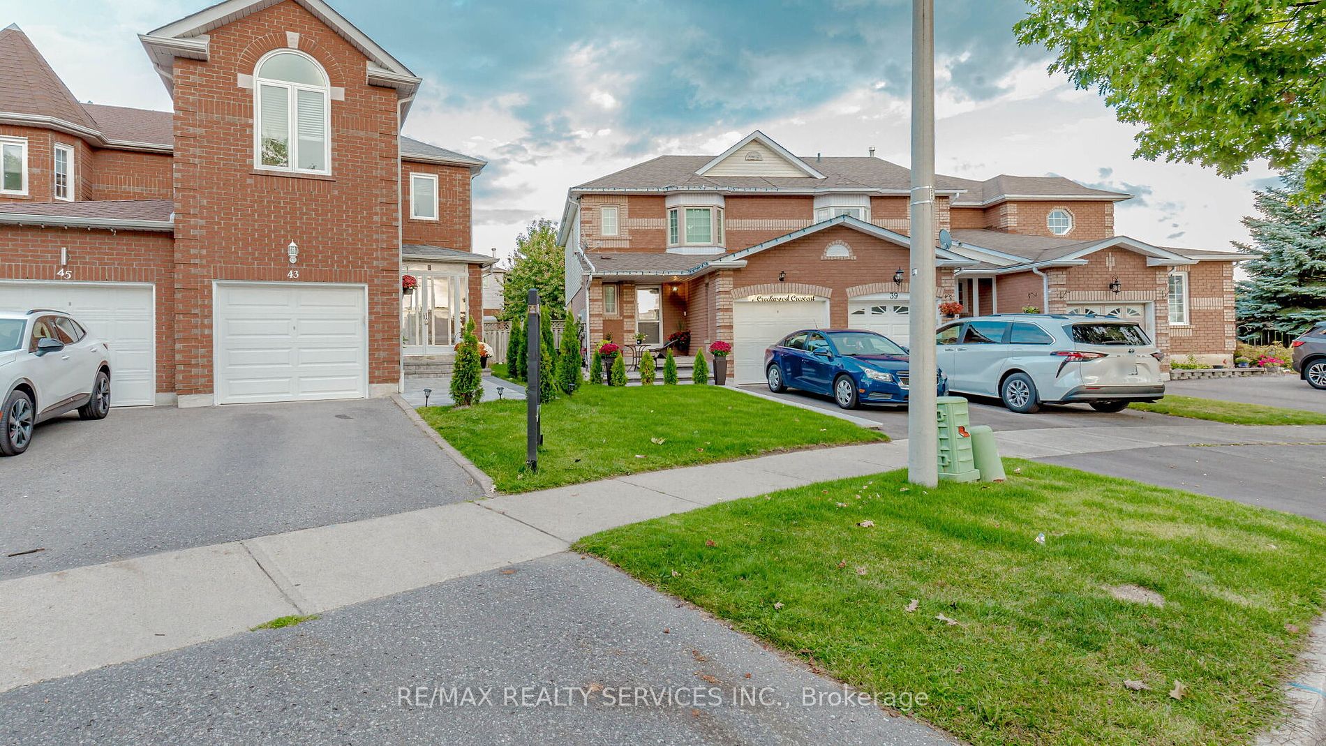43 Creekwood Cres