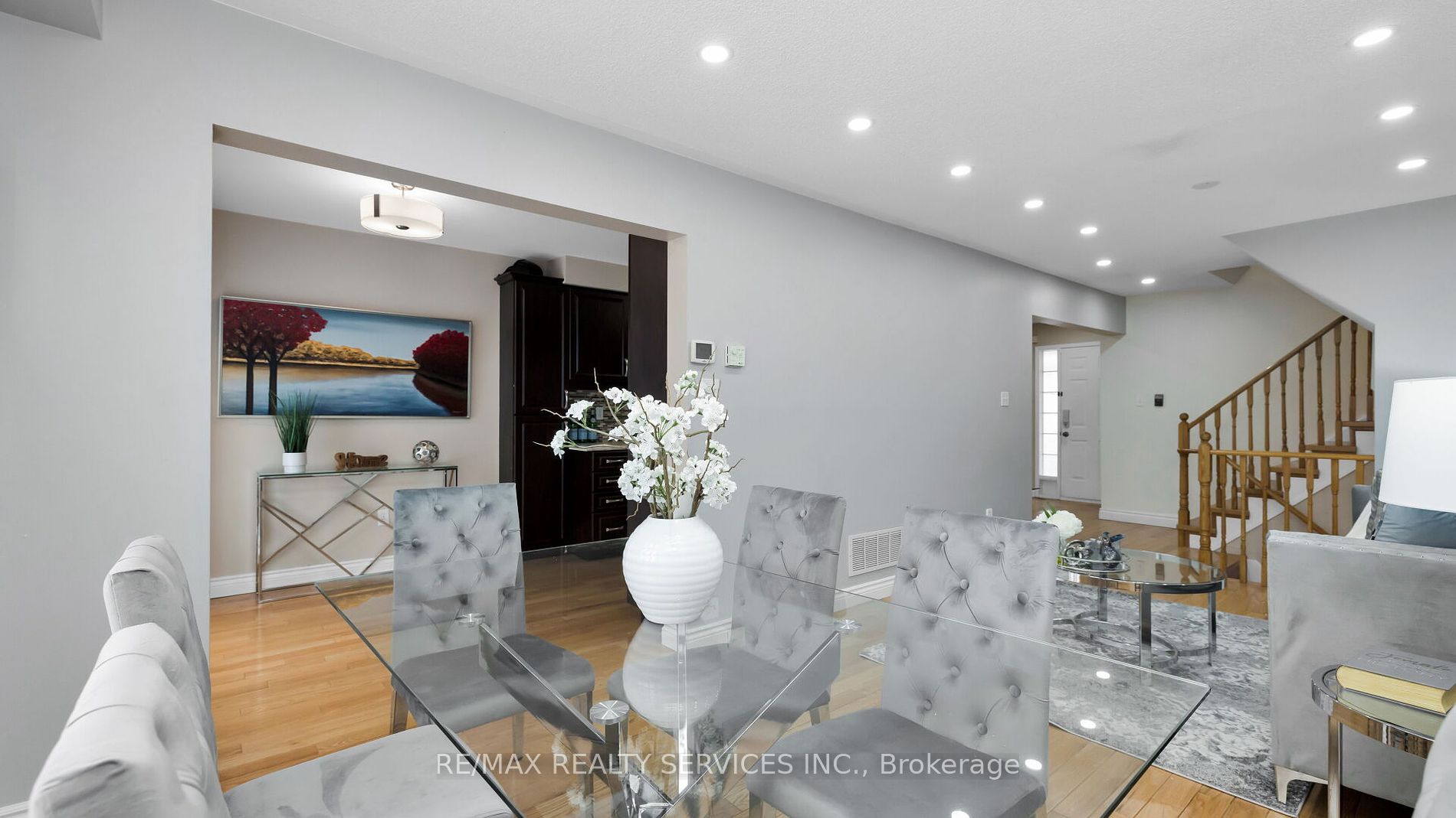 43 Creekwood Cres