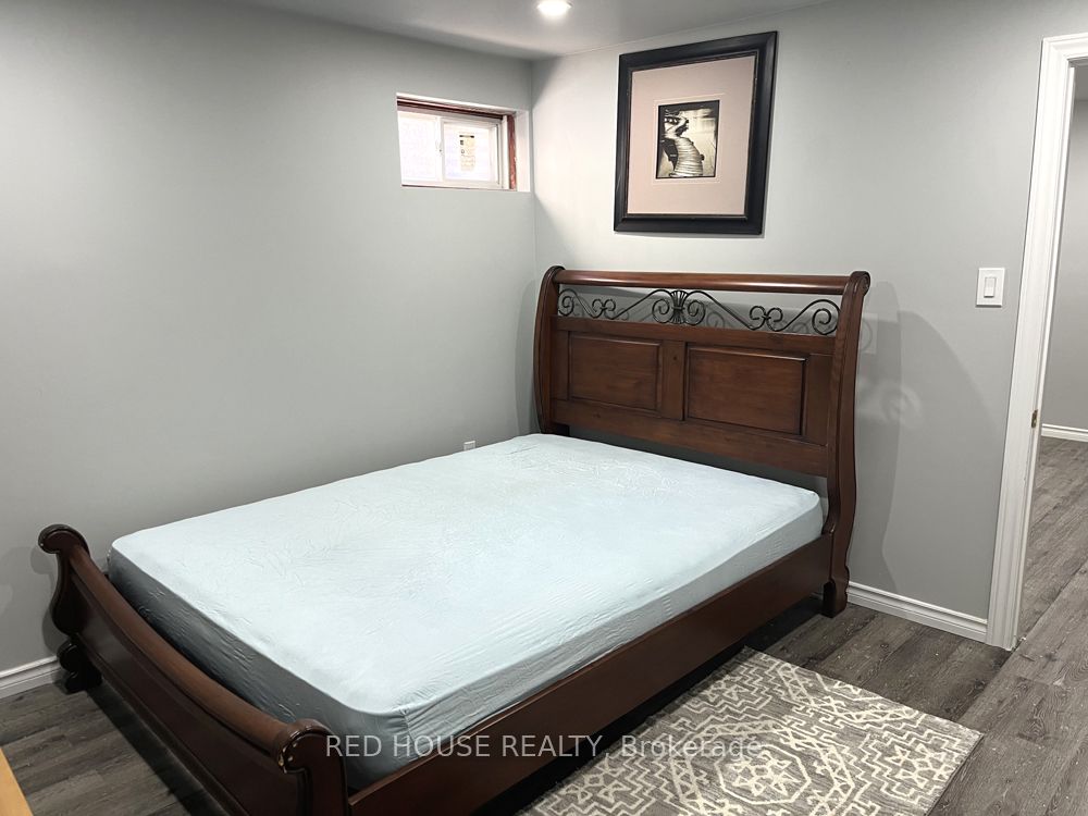 4 Brennan Rd
