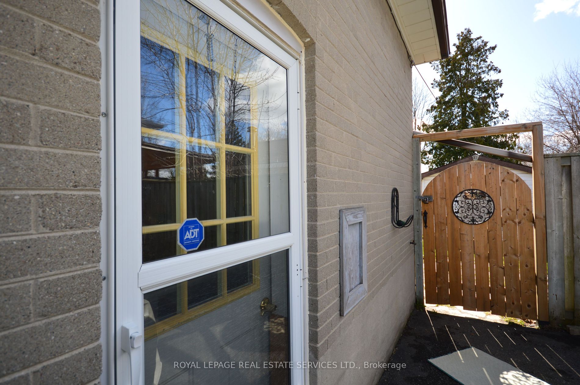36 Linton Avenue