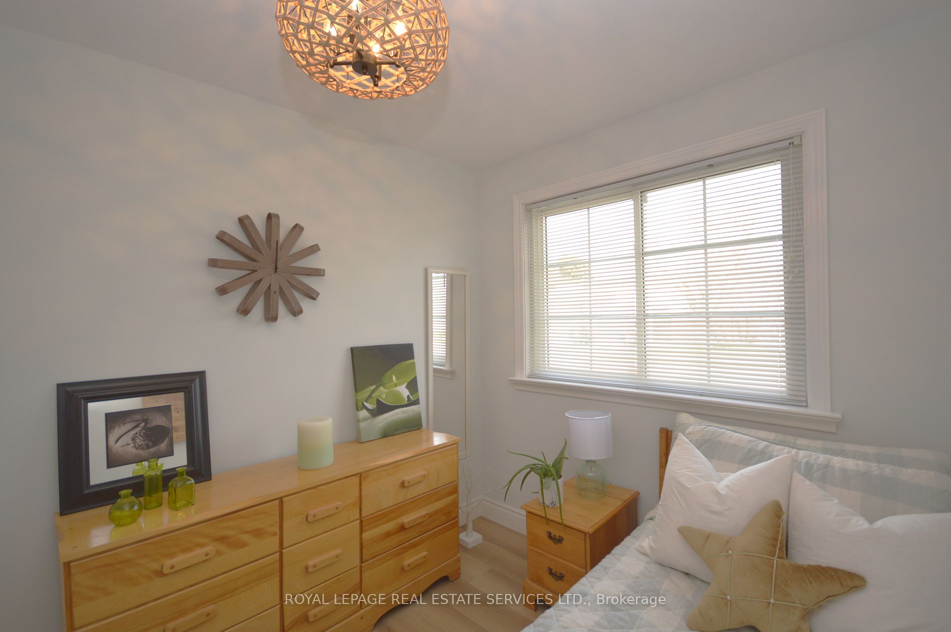 36 Linton Avenue