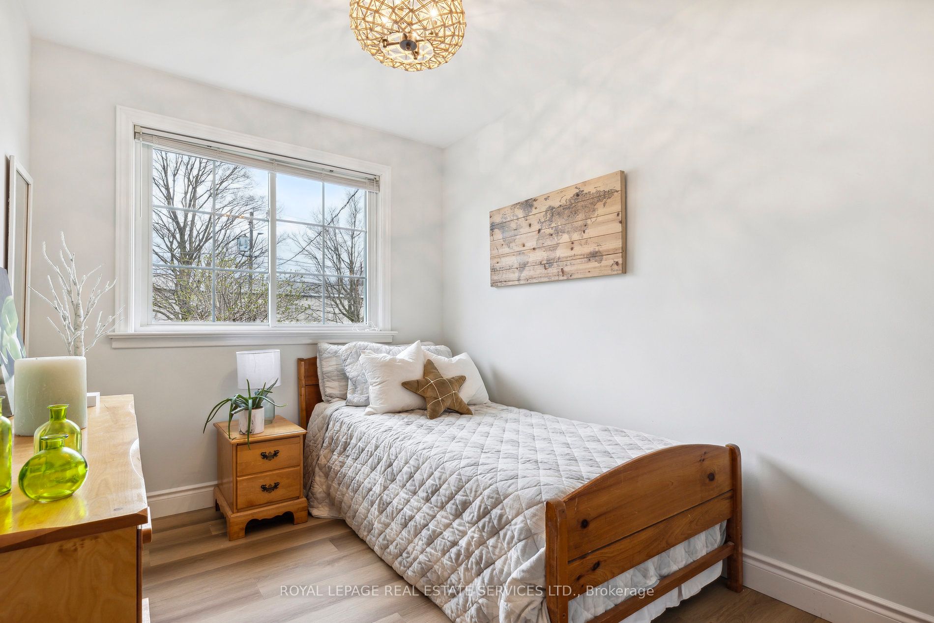 36 Linton Avenue