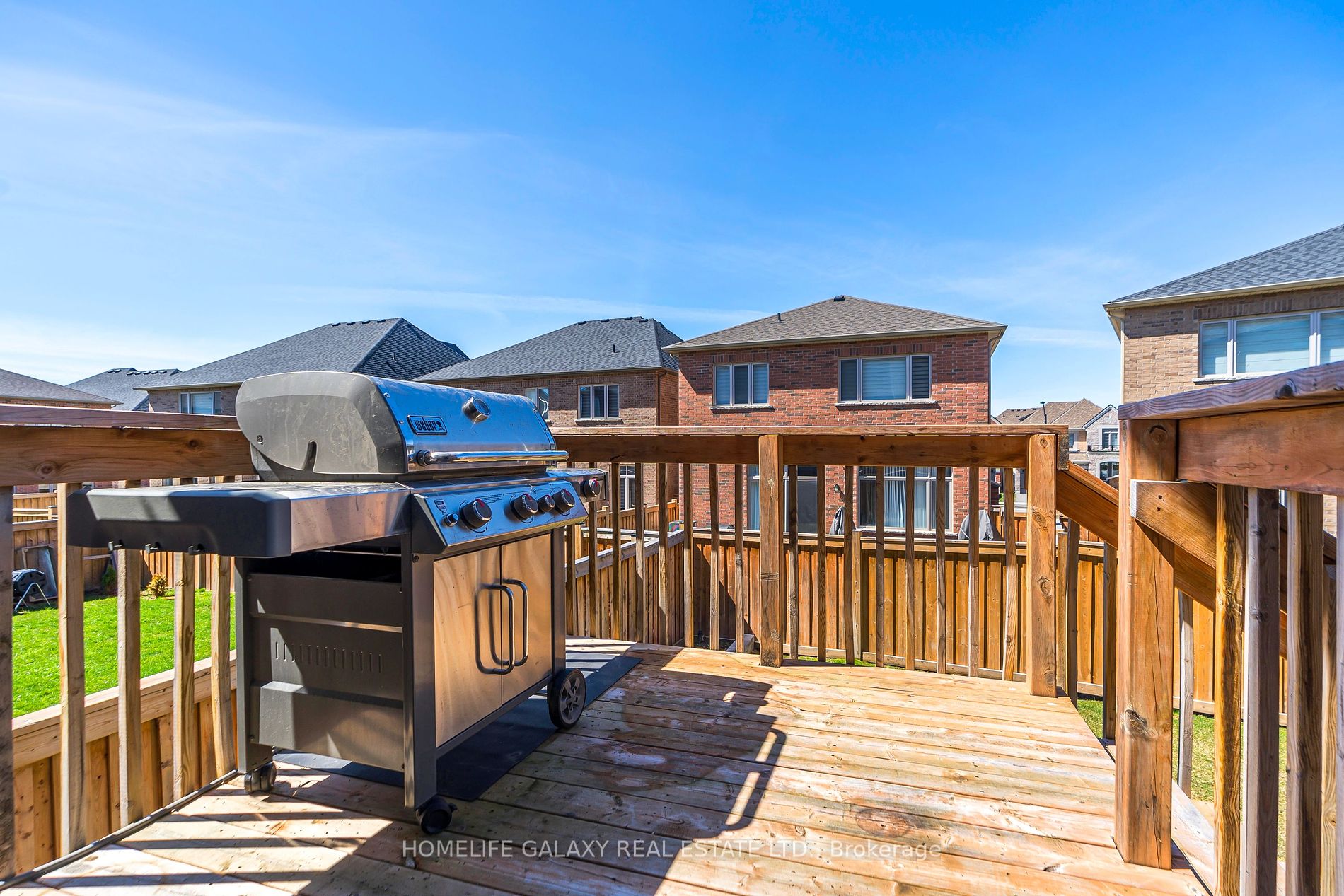 65 St Ives Crescent