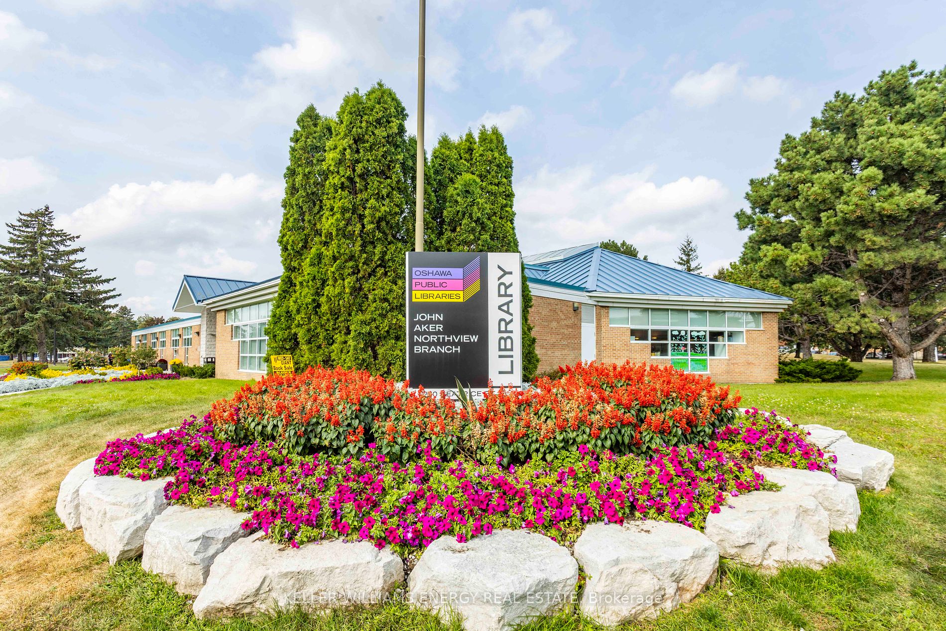 1133 Ritson Road N, #108
