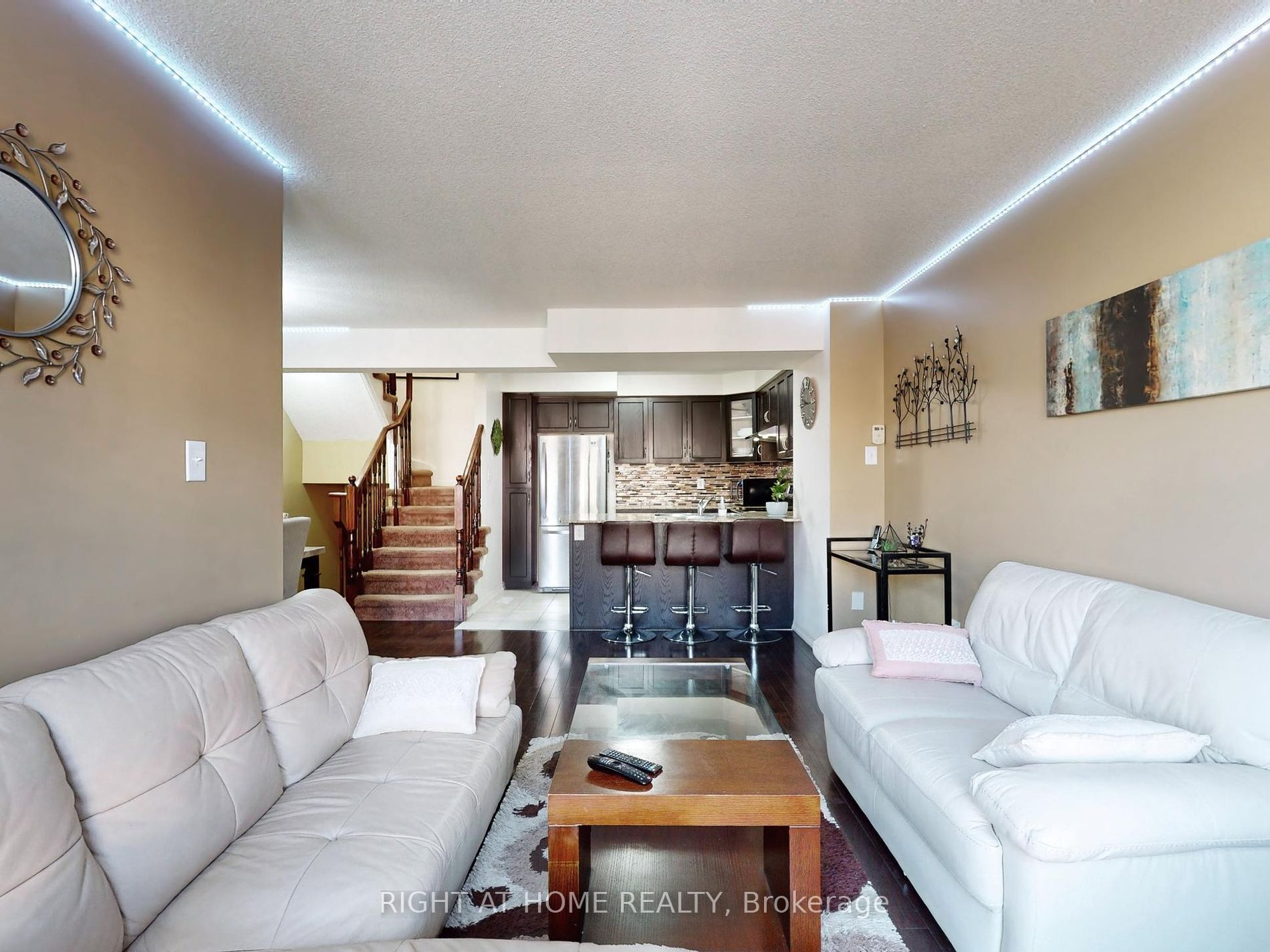 15 Blunden Road