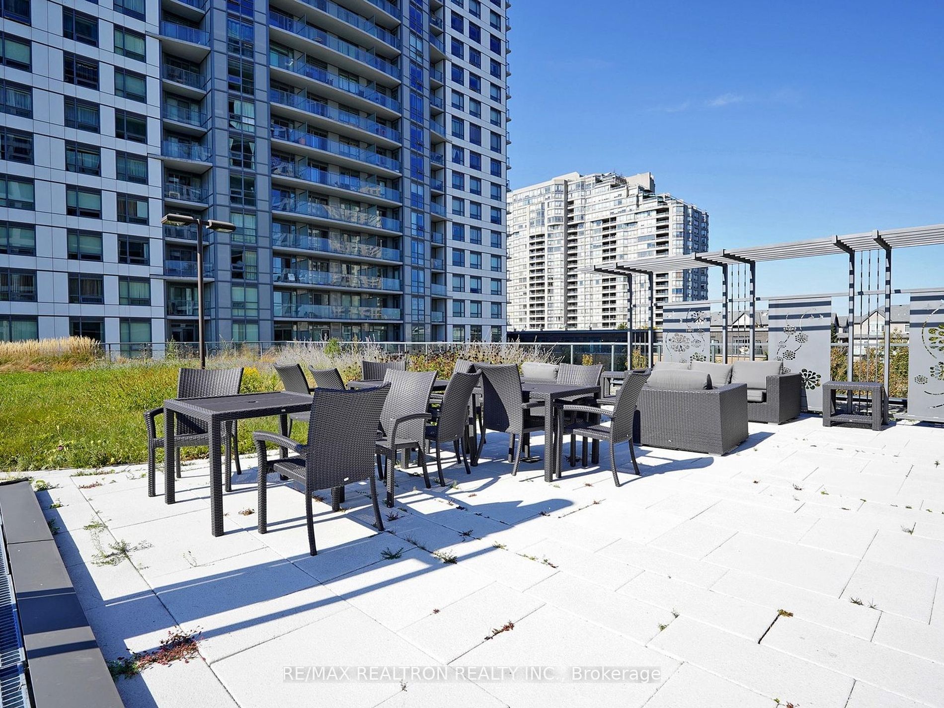 195 Bonis Avenue, #2109