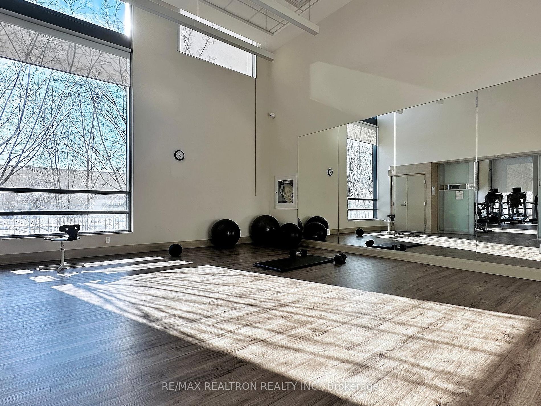 195 Bonis Avenue, #2109