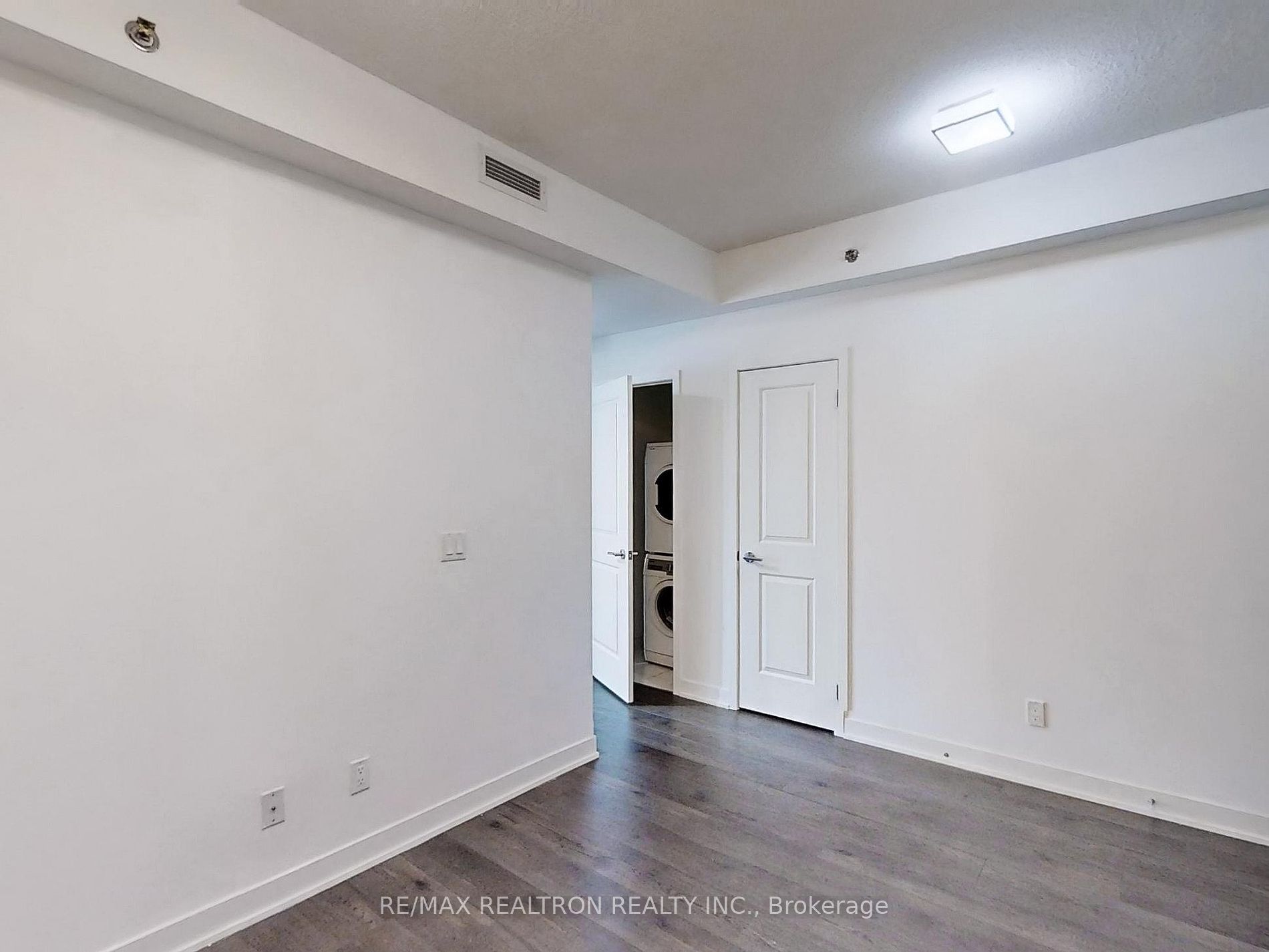 195 Bonis Avenue, #2109