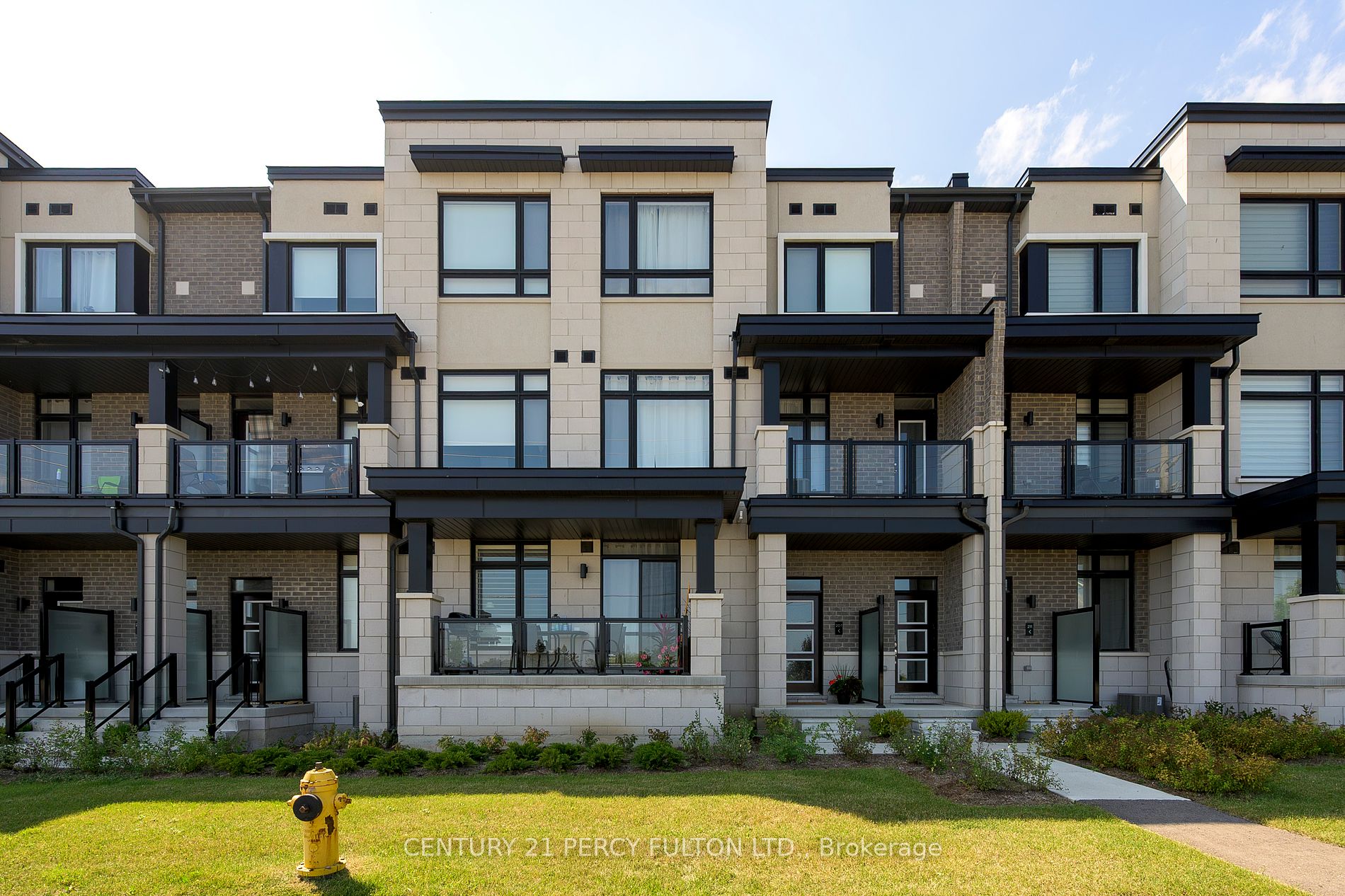 2550 Castlegate Crossing, #207
