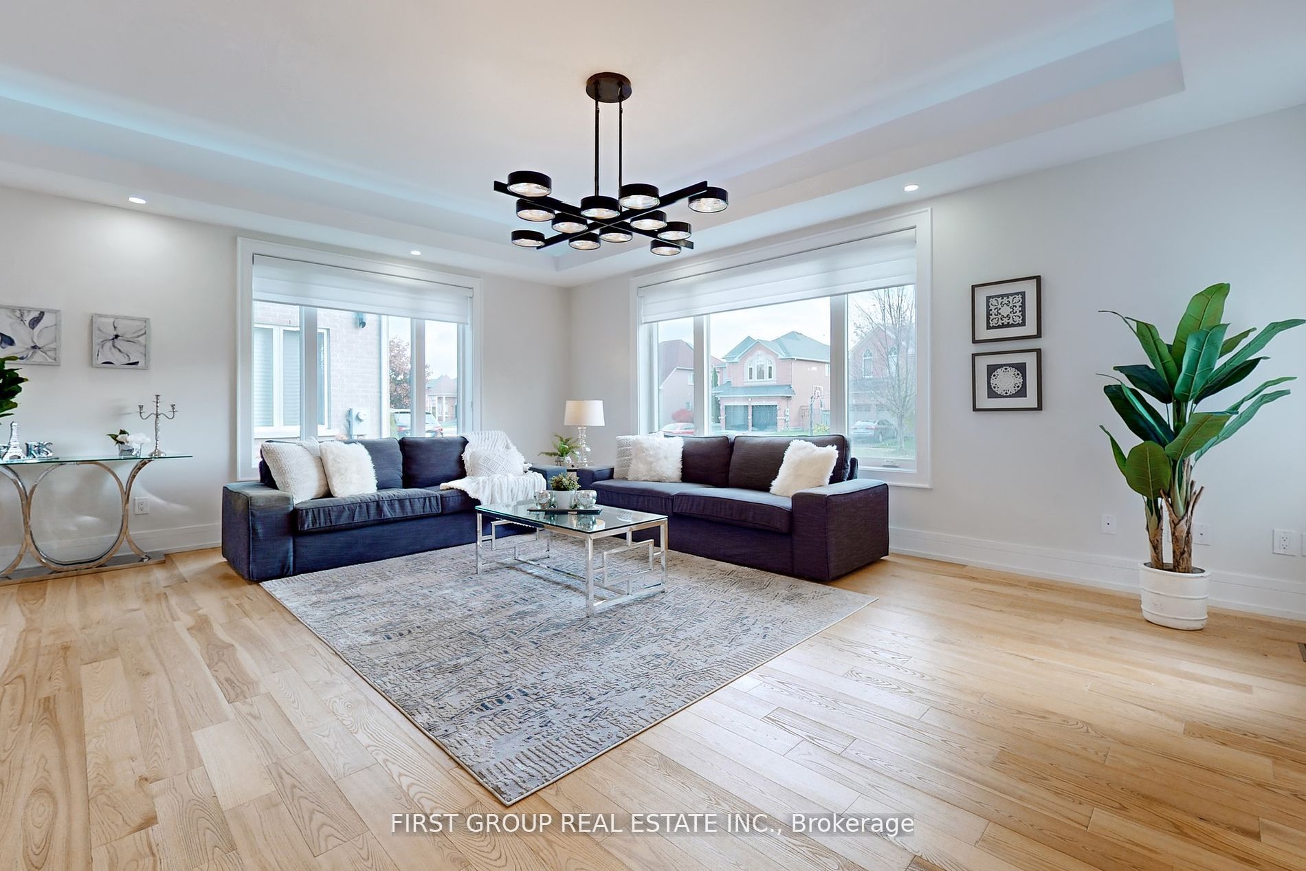 858 Strouds Lane
