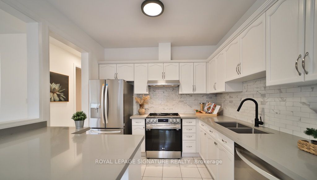 1446 Sandhurst Crescent