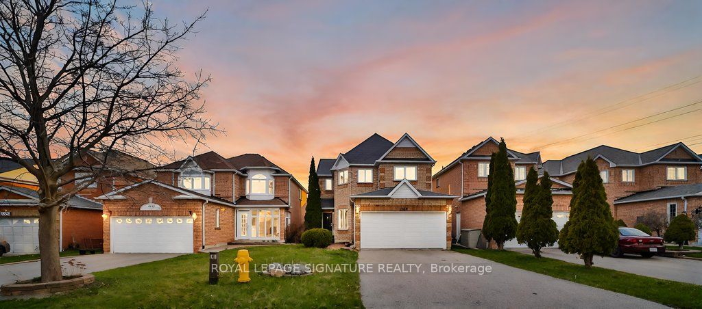 1446 Sandhurst Crescent