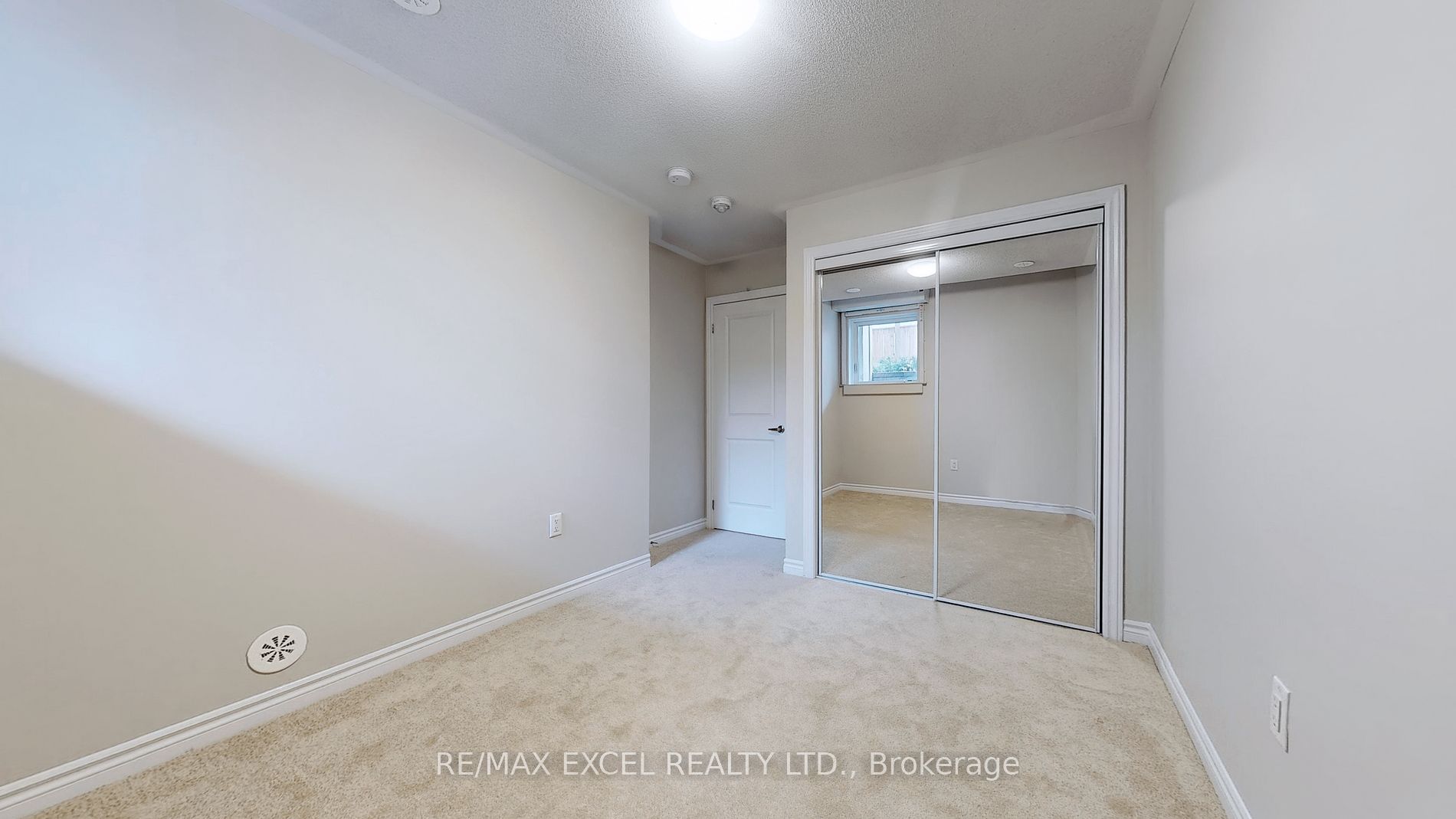 470 Beresford Path, #12