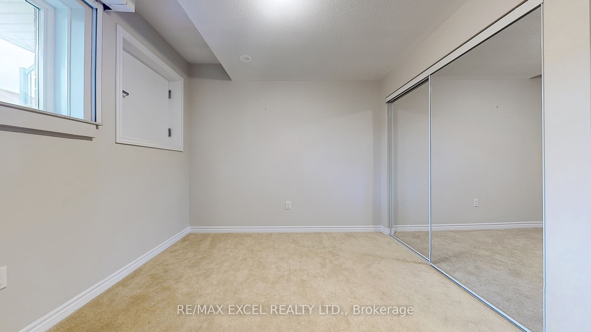 470 Beresford Path, #12