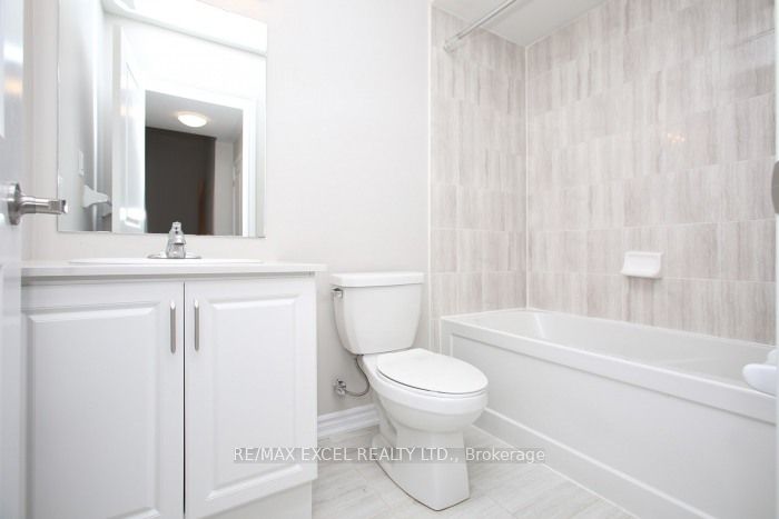 470 Beresford Path, #12