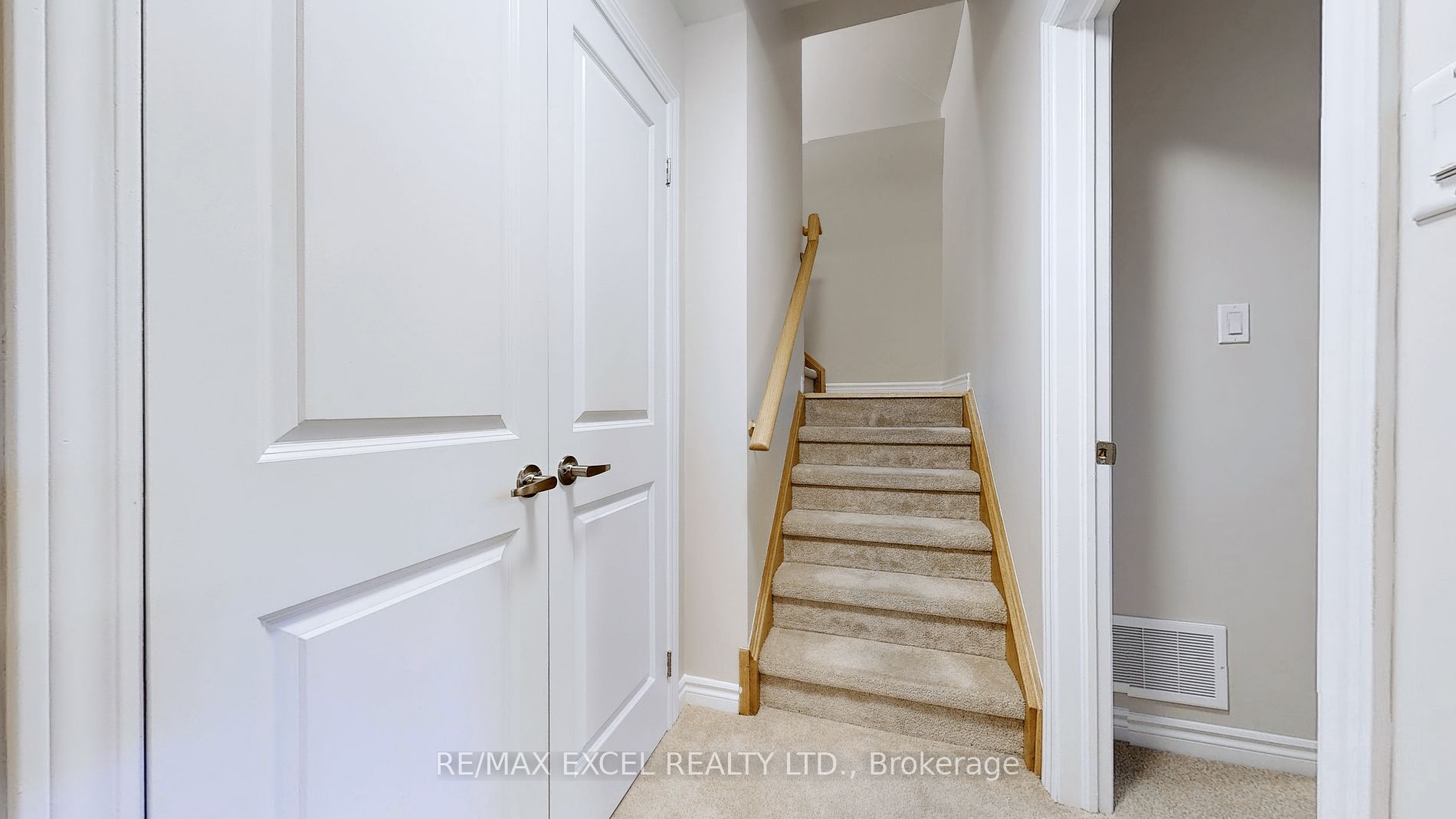 470 Beresford Path, #12