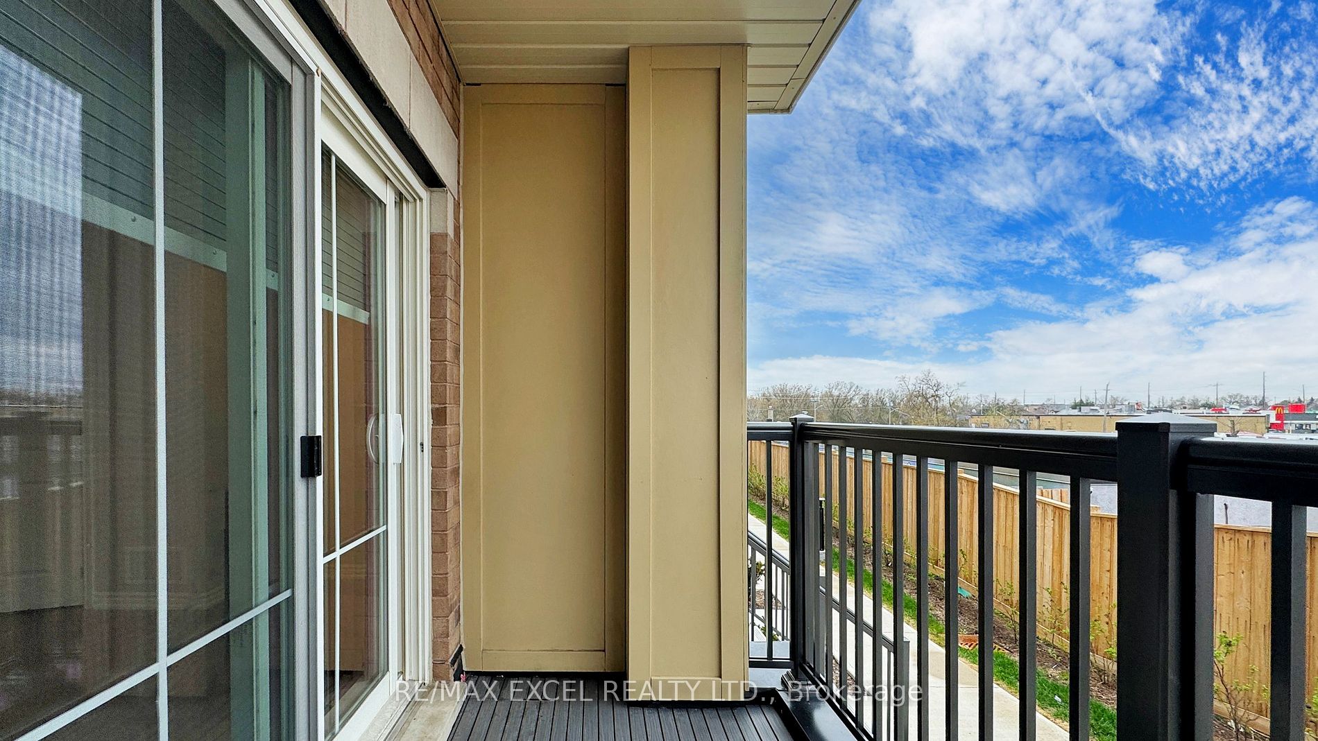 470 Beresford Path, #12