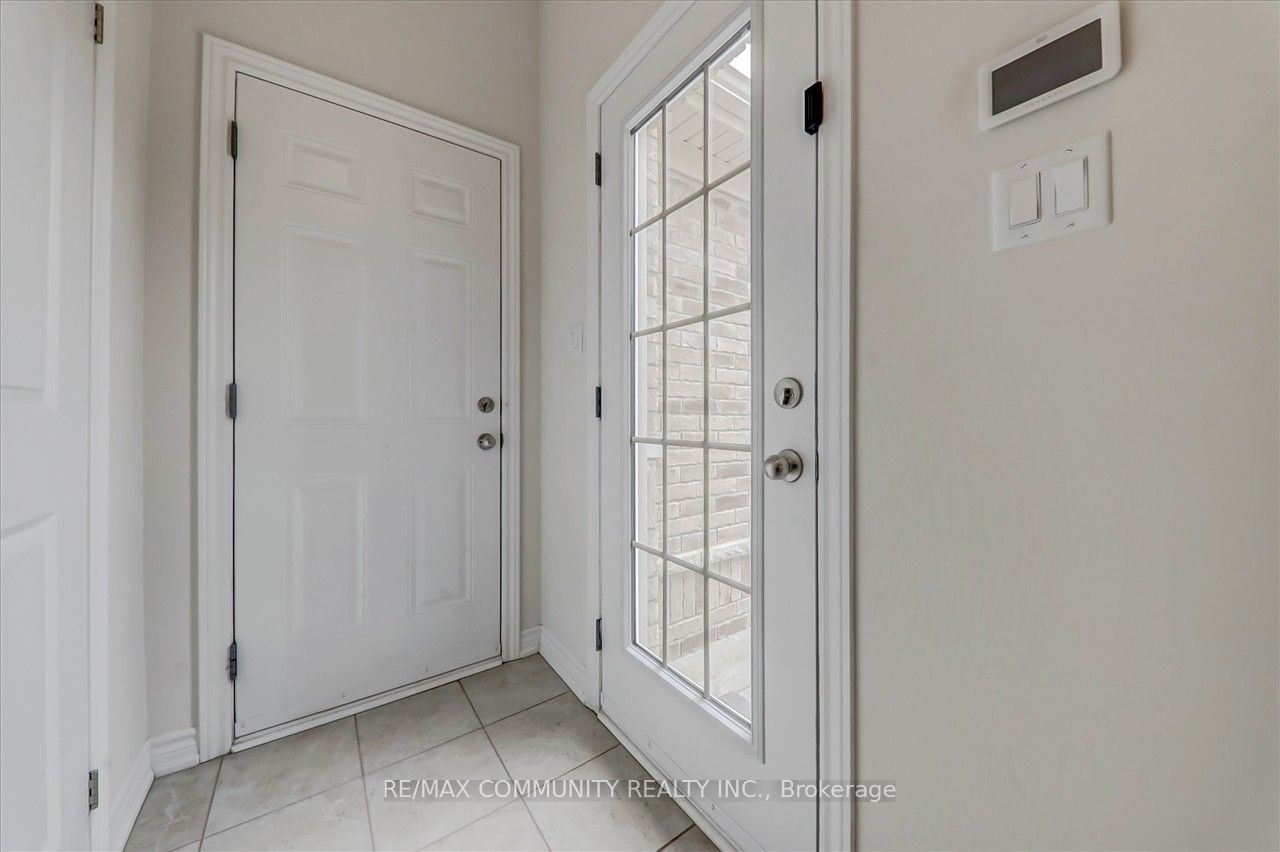 2 Drayton Avenue