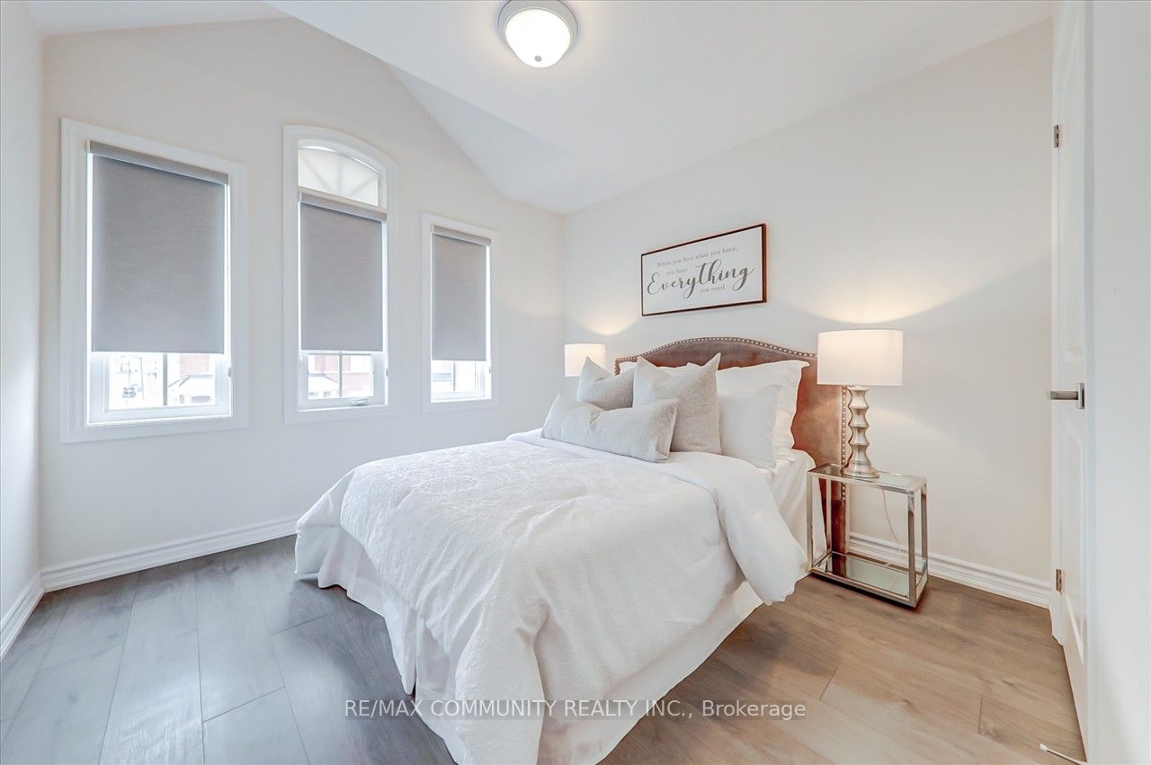 2 Drayton Avenue