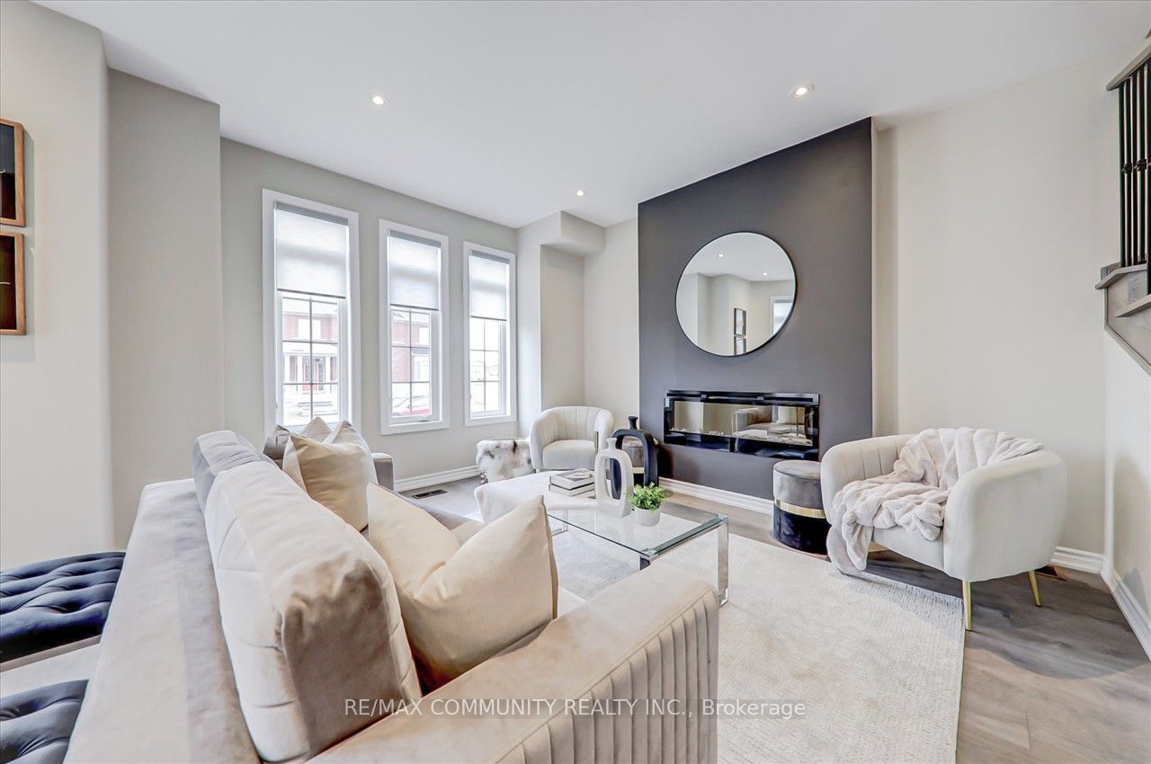 2 Drayton Avenue