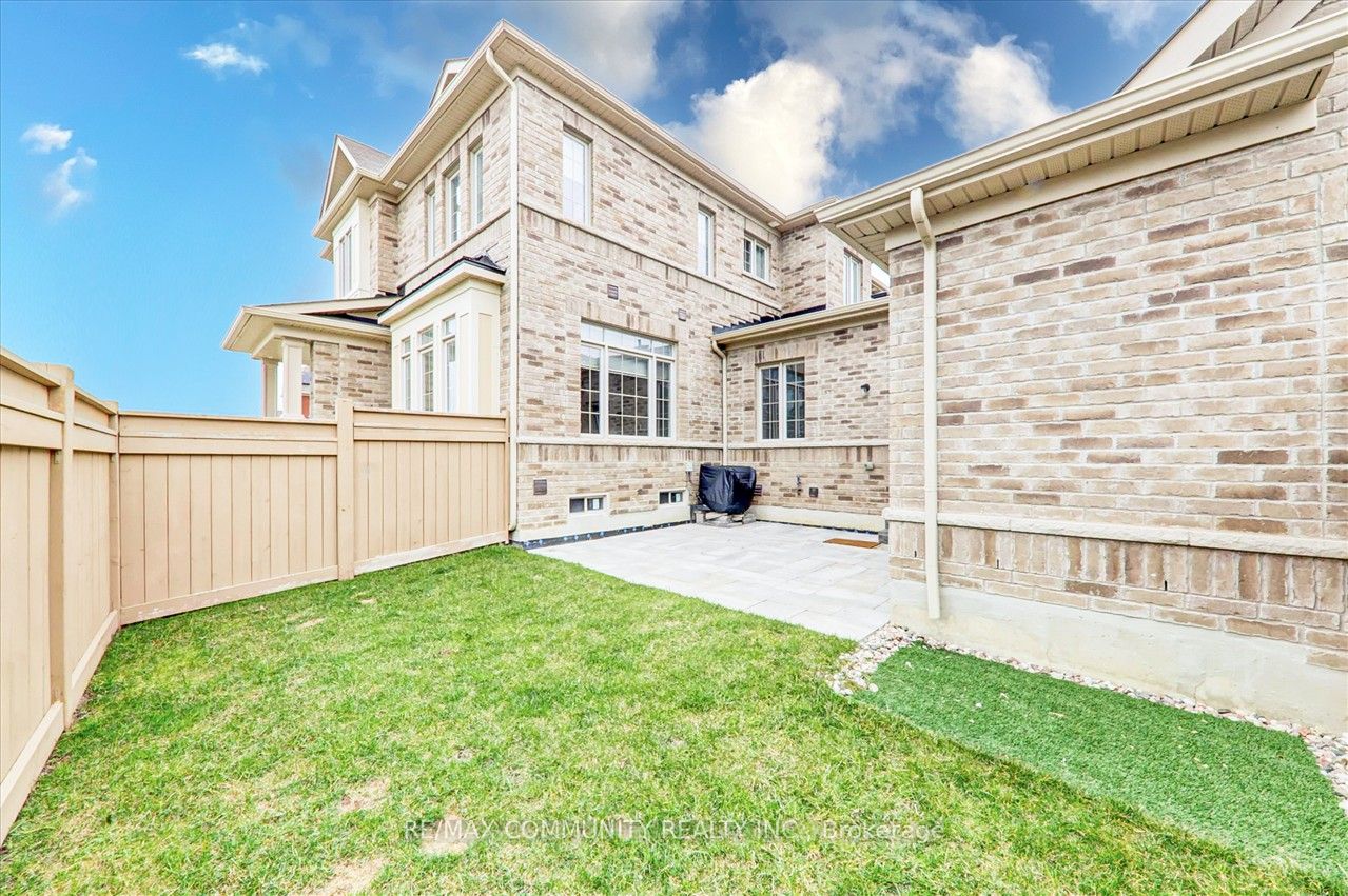 2 Drayton Avenue