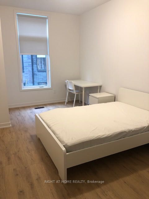 1760 Simcoe Street N #67