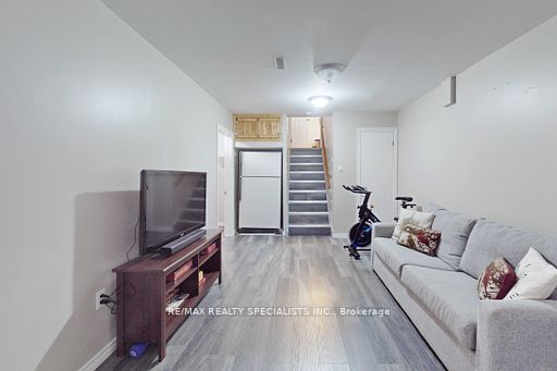 408 Century St