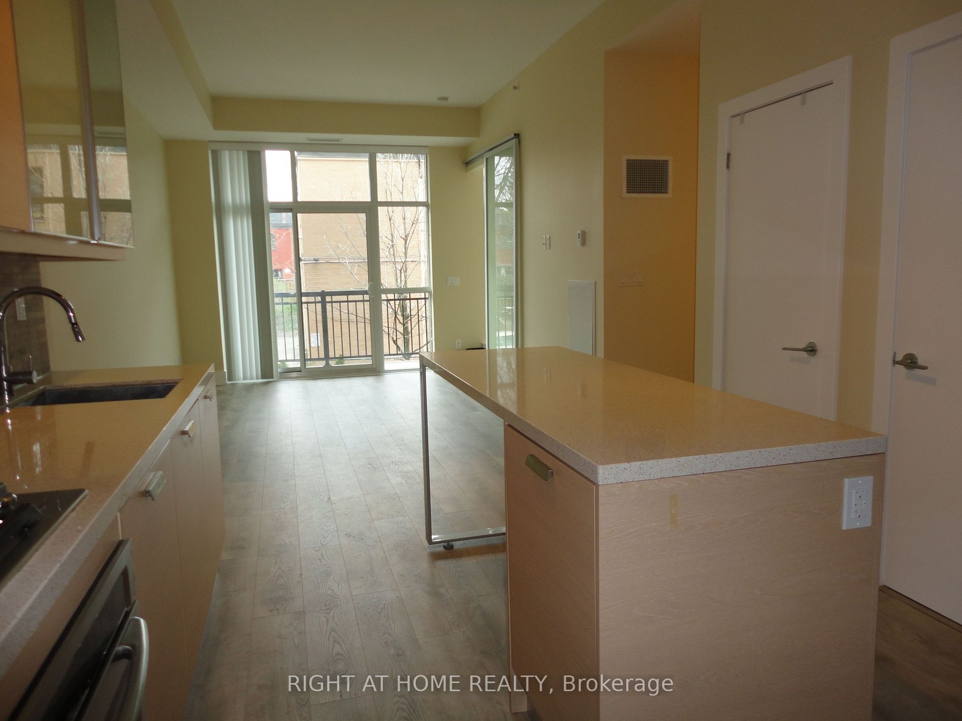 66 Kippendavie Ave, #217