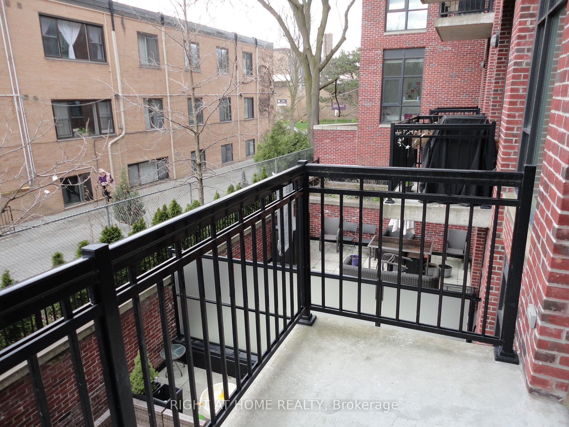 66 Kippendavie Ave, #217