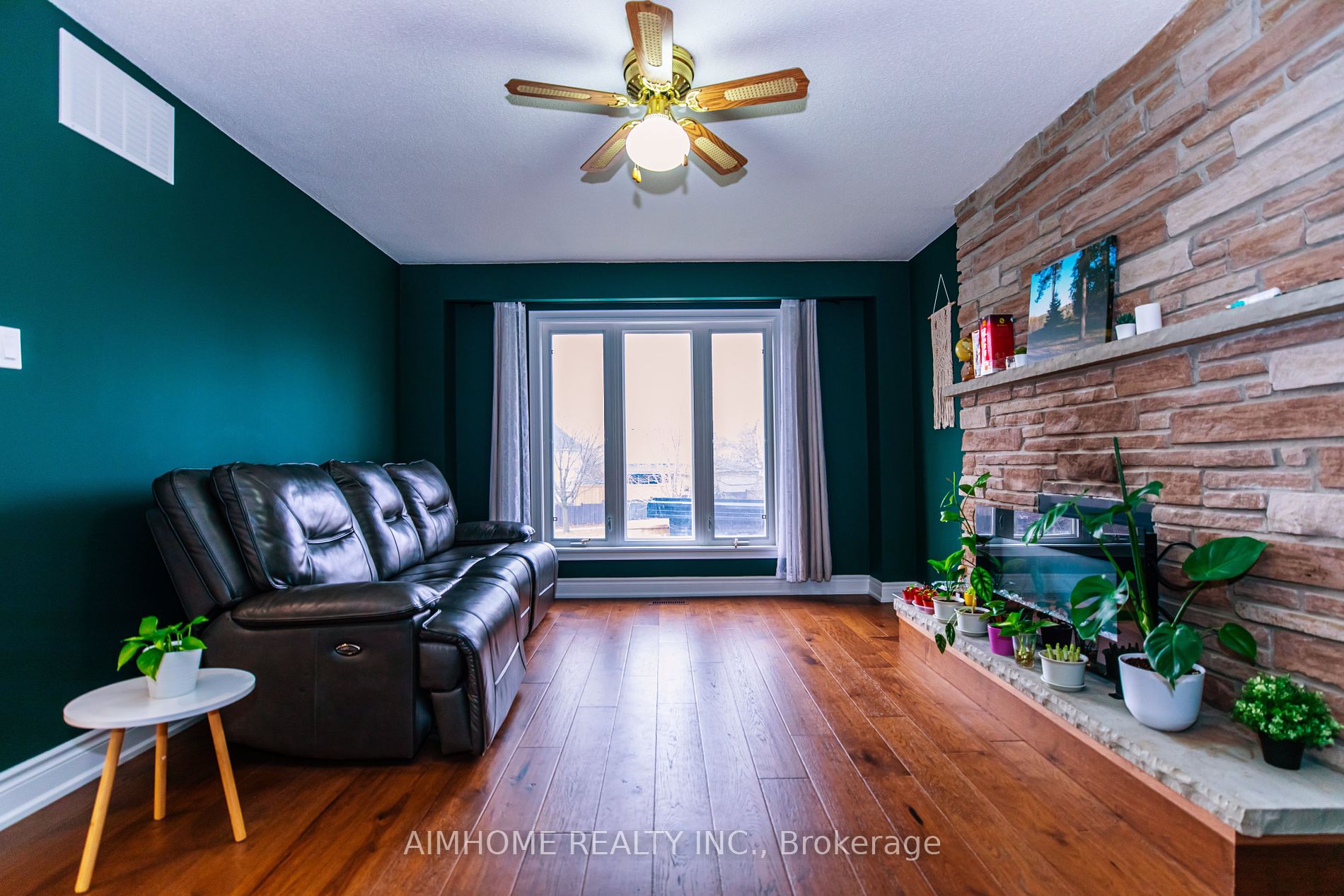 26 Hawkstone Cres
