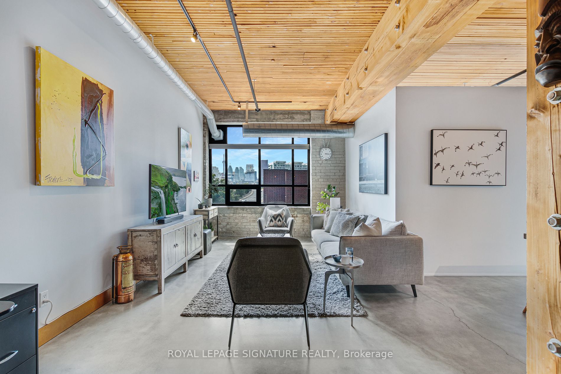 68 Broadview Avenue, #305