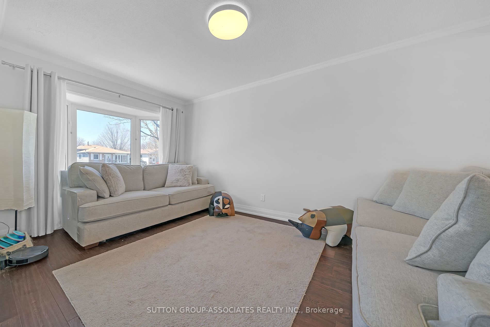 62 Swanston Cres